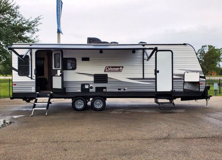 RV Trailers for Rent in Phoenix